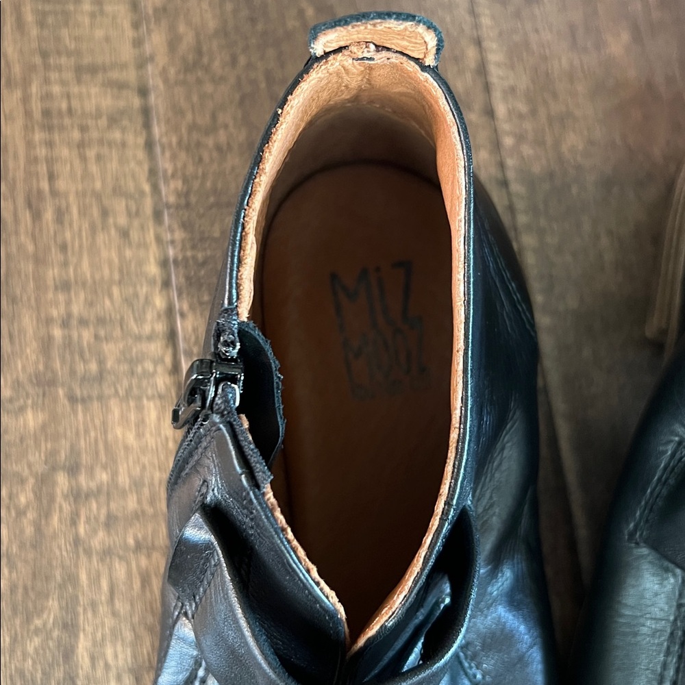 Miz Mooz Black Sandals - Picture 7 of 7